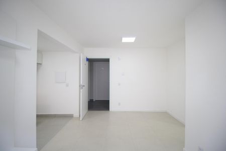 Sala de apartamento para alugar com 2 quartos, 50m² em Jardim Sabará, Porto Alegre