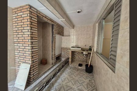 Casa à venda com 100m², 2 quartos e 2 vagas