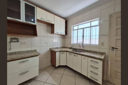 Casa à venda com 100m², 2 quartos e 2 vagas