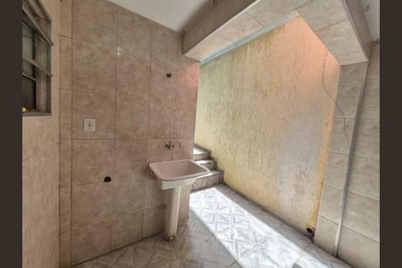 Casa à venda com 100m², 2 quartos e 2 vagas