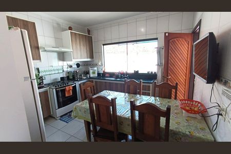 Casa à venda com 265m², 3 quartos e 10 vagas