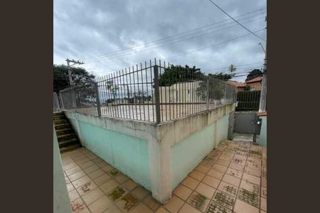 Casa à venda com 2 quartos, 100m² em Jardim Vivan, São Paulo