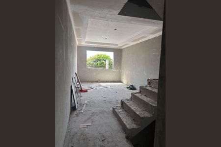 Casa à venda com 2 quartos, 105m² em Vila Rica, São Paulo