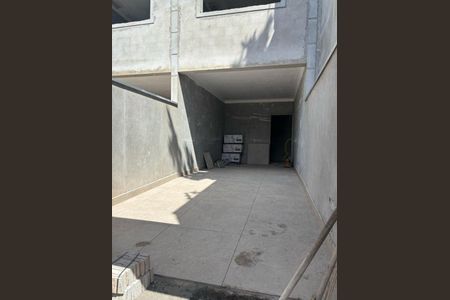 Casa à venda com 2 quartos, 105m² em Vila Rica, São Paulo