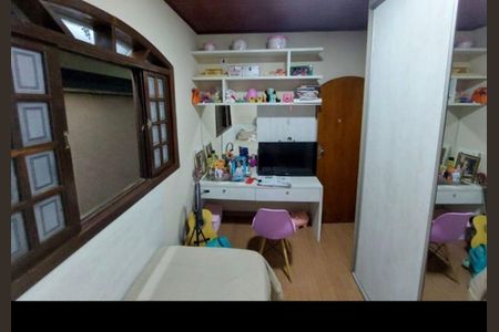 Casa à venda com 3 quartos, 150m² em Jardim do Líbano, Barueri