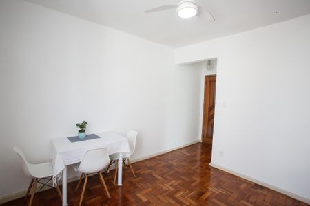 Sala de apartamento para alugar com 3 quartos, 59m² em Freguesia (jacarepaguá), Rio de Janeiro