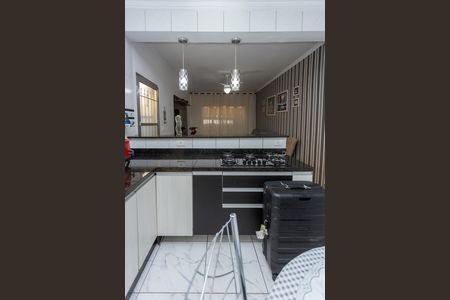 Casa à venda com 200m², 4 quartos e 2 vagasCozinha