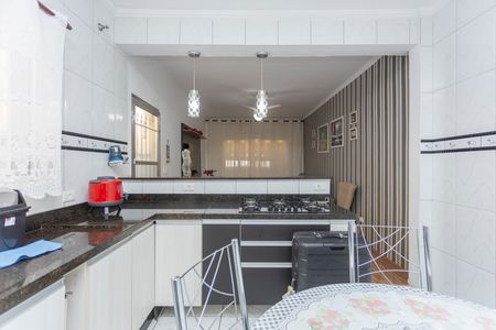 Casa à venda com 200m², 4 quartos e 2 vagasCozinha