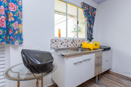 Casa à venda com 200m², 4 quartos e 2 vagasCozinha - Edícula