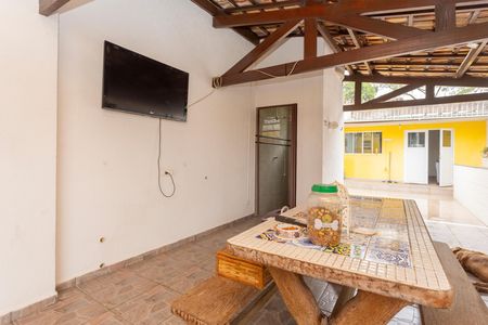 Casa à venda com 200m², 4 quartos e 2 vagasVaranda