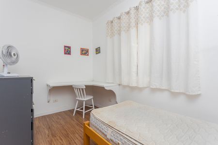 Casa à venda com 200m², 4 quartos e 2 vagasQuarto 2