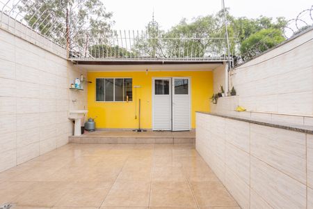 Casa à venda com 200m², 4 quartos e 2 vagasVaranda