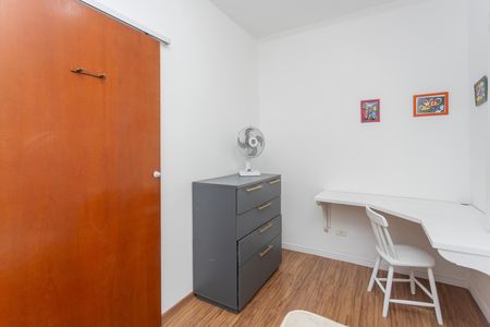 Casa à venda com 200m², 4 quartos e 2 vagasQuarto 2