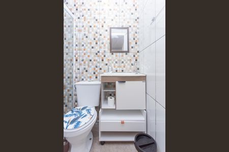 Casa à venda com 200m², 4 quartos e 2 vagasBanheiro - Edícula