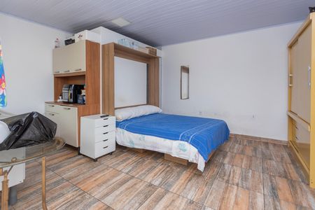 Casa à venda com 200m², 4 quartos e 2 vagasSala/Quarto - Edícula