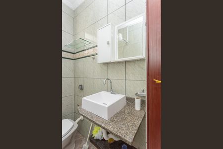 Casa à venda com 200m², 4 quartos e 2 vagasBanheiro da Varanda