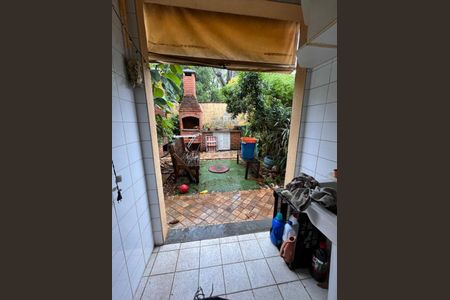 Casa à venda com 153m², 3 quartos e 2 vagas