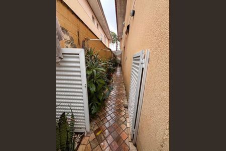 Casa à venda com 153m², 3 quartos e 2 vagas