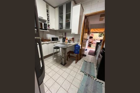 Casa à venda com 153m², 3 quartos e 2 vagas