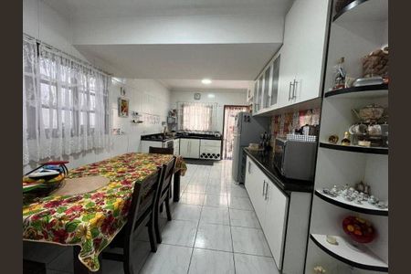 Casa à venda com 149m², 3 quartos e 3 vagas