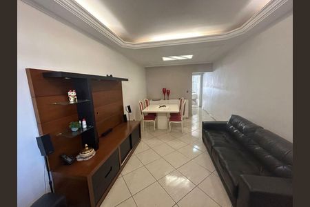 Casa à venda com 2 quartos, 120m² em Jardim Cláudia, São Paulo