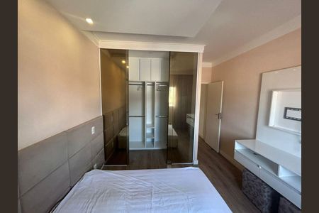 Casa à venda com 2 quartos, 120m² em Jardim Cláudia, São Paulo