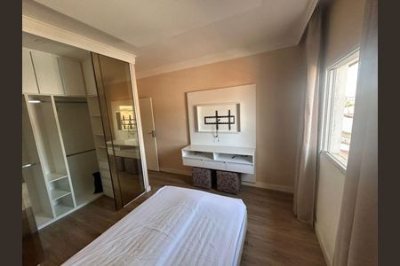 Casa à venda com 2 quartos, 120m² em Jardim Cláudia, São Paulo