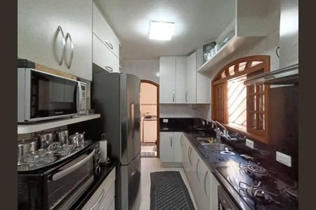 Casa à venda com 250m², 3 quartos e sem vaga