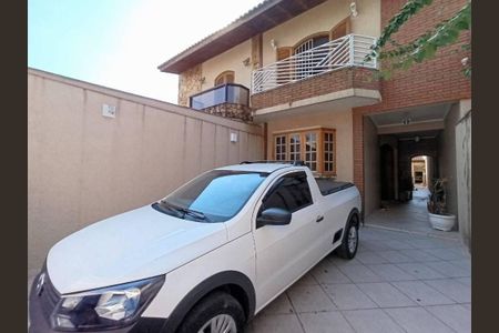 Casa à venda com 250m², 3 quartos e sem vaga