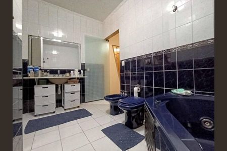 Casa à venda com 250m², 3 quartos e sem vaga
