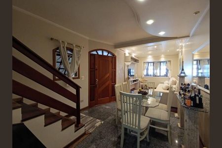 Casa à venda com 250m², 3 quartos e sem vaga