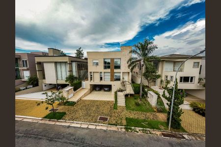 Casa à venda com 468m², 5 quartos e 2 vagas