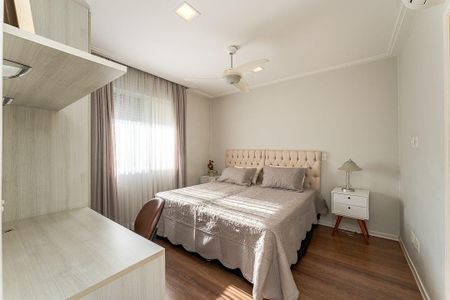 Casa à venda com 468m², 5 quartos e 2 vagas