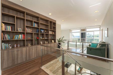 Casa à venda com 468m², 5 quartos e 2 vagas