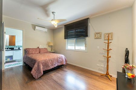 Casa à venda com 468m², 5 quartos e 2 vagas