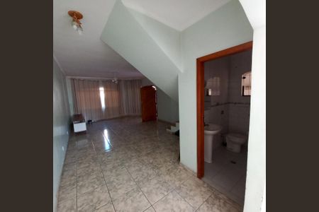Casa à venda com 205m², 3 quartos e 4 vagas