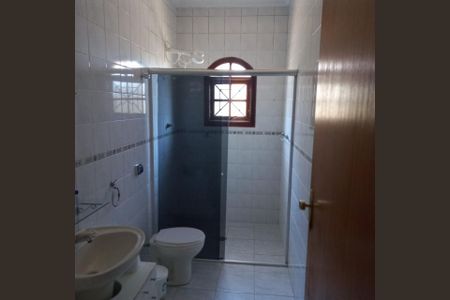 Casa à venda com 205m², 3 quartos e 4 vagas