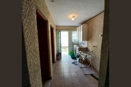 Casa à venda com 205m², 3 quartos e 4 vagas