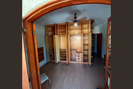 Casa à venda com 205m², 3 quartos e 4 vagas