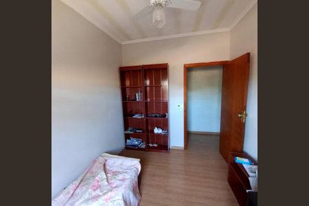 Casa à venda com 205m², 3 quartos e 4 vagas
