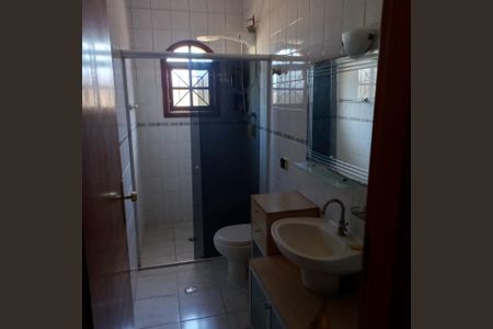 Casa à venda com 205m², 3 quartos e 4 vagas