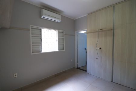 Casa para alugar com 200m², 2 quartos e 6 vagasSuite 2