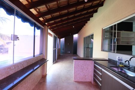 Casa para alugar com 200m², 2 quartos e 6 vagasVaranda gourmet