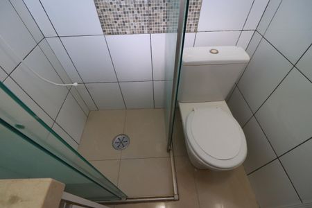 Casa para alugar com 200m², 2 quartos e 6 vagasBanheiro suite 2