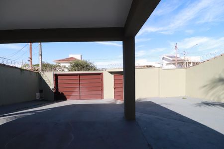 Casa para alugar com 200m², 2 quartos e 6 vagasQuintal 