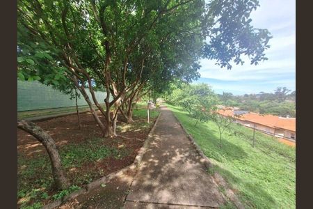 Casa à venda com 300m², 3 quartos e 4 vagas