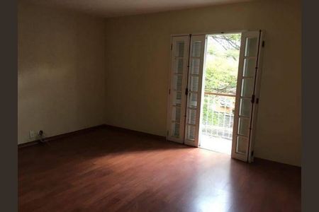Casa à venda com 300m², 3 quartos e 4 vagas