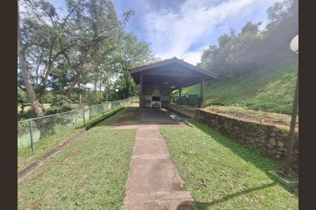 Casa à venda com 300m², 3 quartos e 4 vagas
