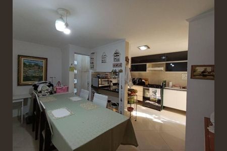 Casa à venda com 3 quartos, 100m² em Jardim Arpoador, São Paulo