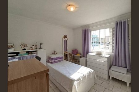 Casa à venda com 100m², 3 quartos e 2 vagas